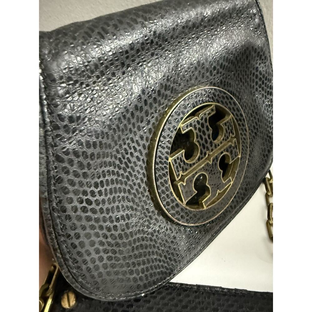 Vintage Tory Burch Black Leather Crossbody Gold Logo Chain Bag - Picture 4 of 13